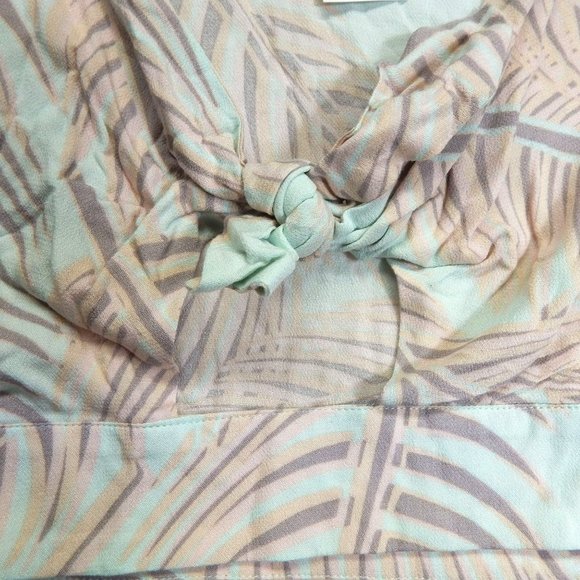 Kendall & Kylie PacSun Womens Hawaiian Print Tie Front Crop Top Size XS - Picture 7 of 10